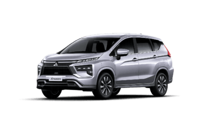 Mitsubishi Xpander putih untuk layanan sewa mobil Jakarta dengan driver profesional dari Qiana Rent Car