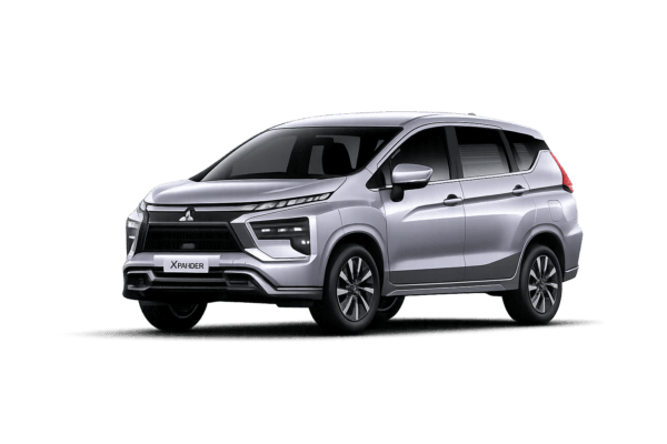 Mitsubishi Xpander putih untuk layanan sewa mobil Jakarta dengan driver profesional dari Qiana Rent Car